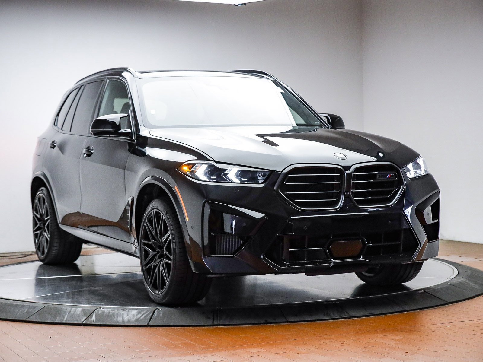 New 2026 BMW X5 M Competition w/ Executive Package image 3