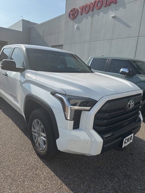 New 2024 Toyota Tundra SR5 image 16