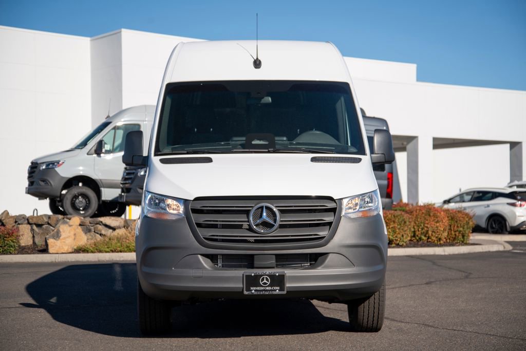 New 2026 Mercedes-Benz Sprinter 2500 video 2