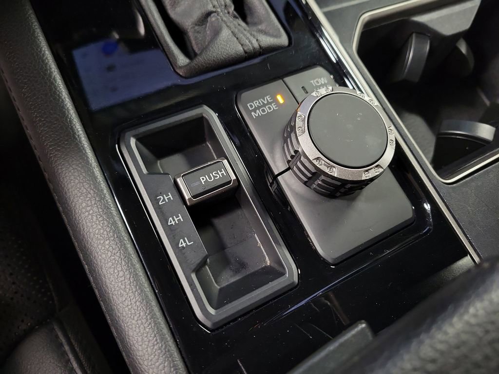 Used 2024 Toyota Tundra Limited image 16