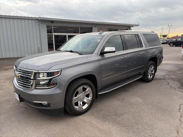 Used 2020 Chevrolet Suburban Premier image 2