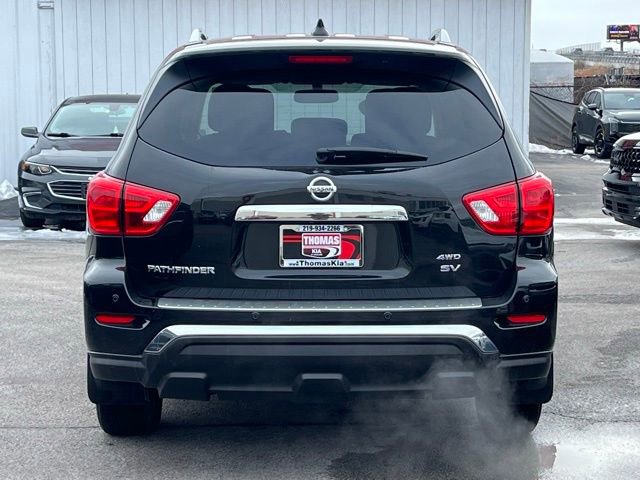 Used 2019 Nissan Pathfinder SV image 11