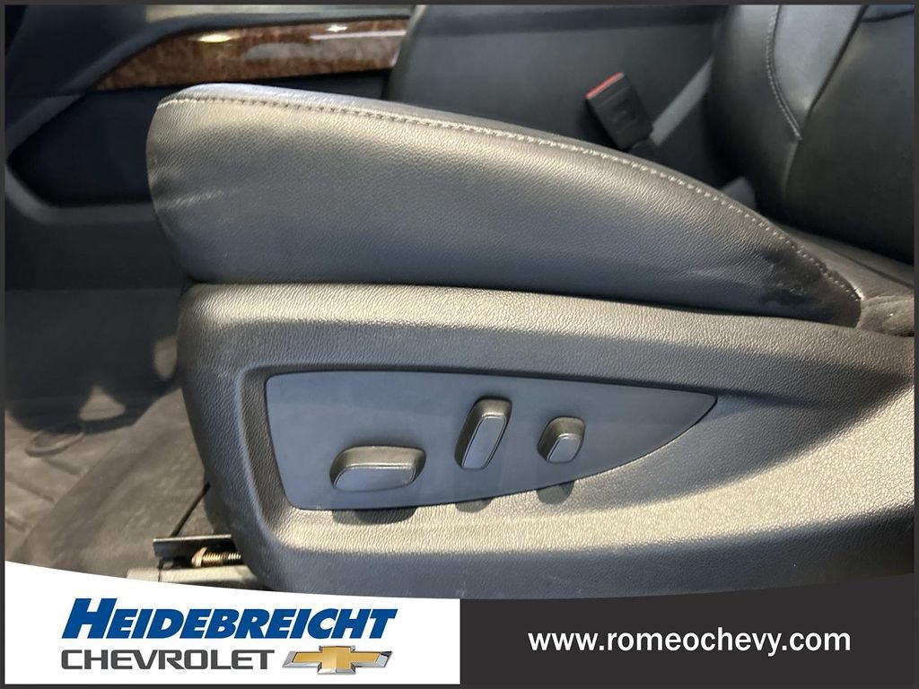 Used 2020 Chevrolet Tahoe Premier AWD/4WD image 14