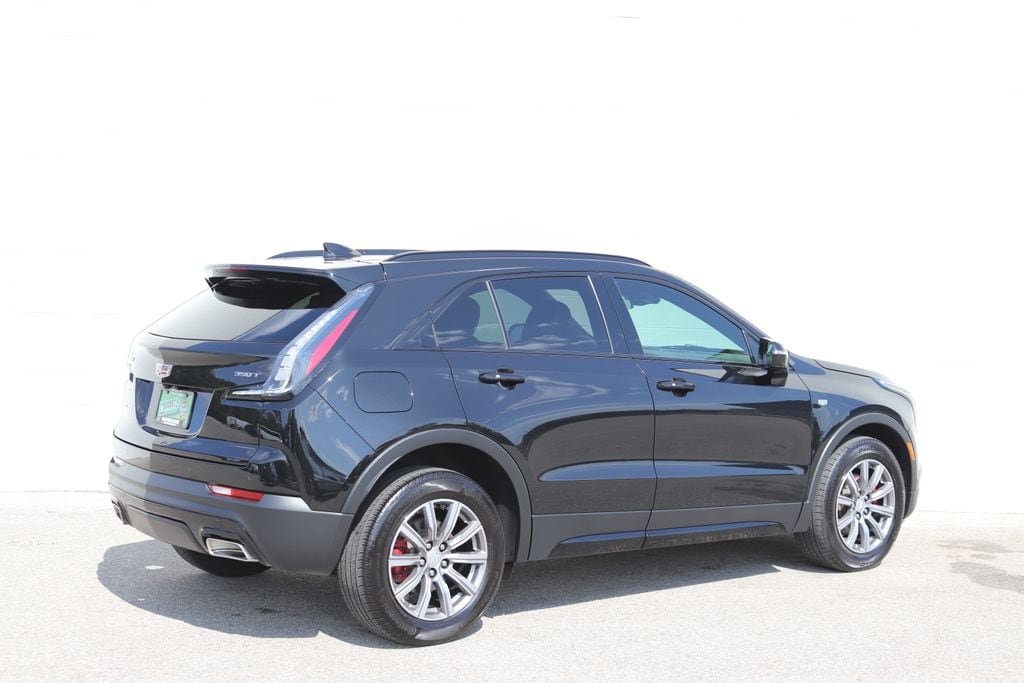 Used 2021 Cadillac XT4 Sport w/ Sun And Sound Package AWD/4WD image 19