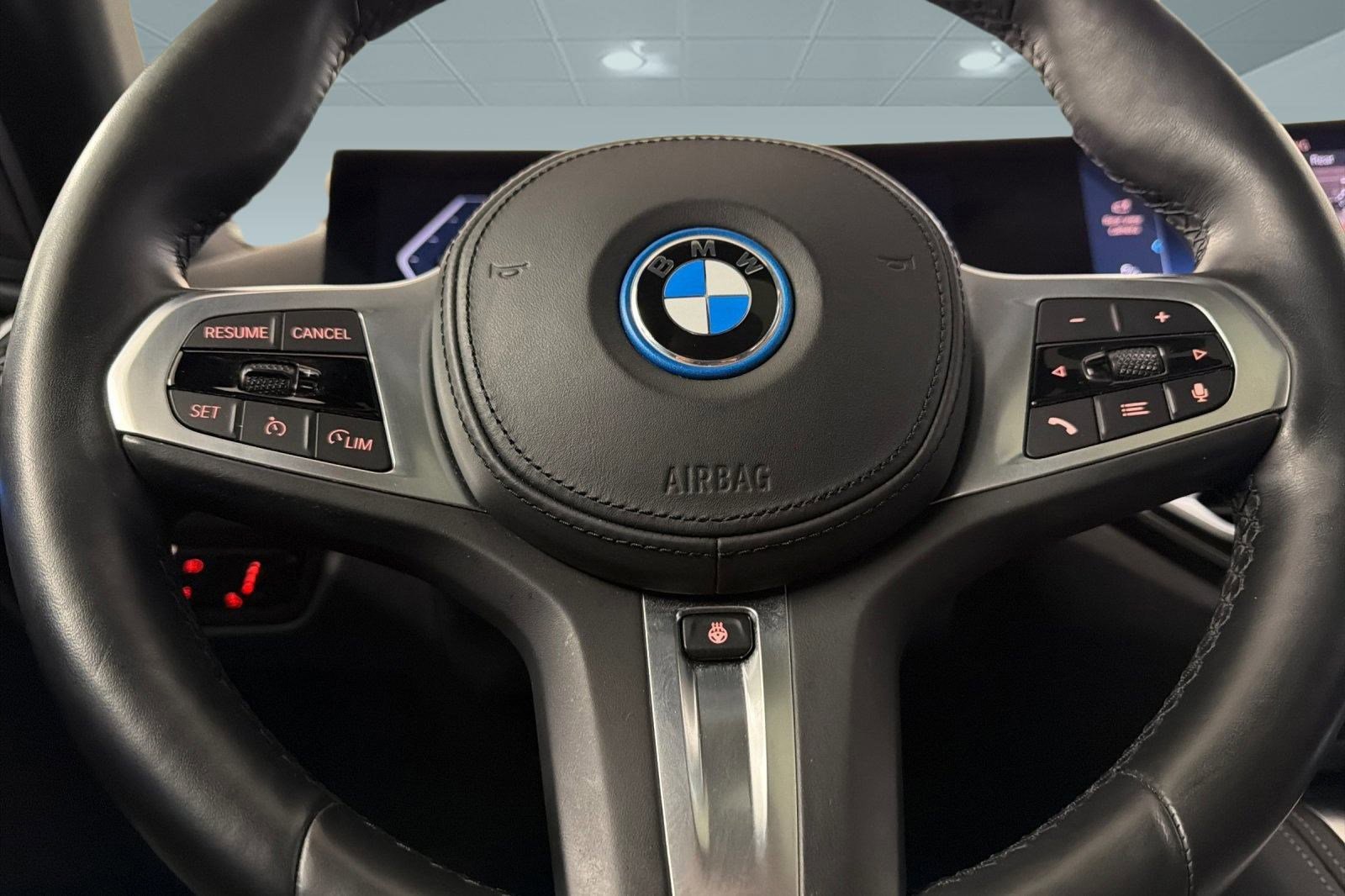 Certified 2023 BMW i4 eDrive40 w/ M Sport Package image 17