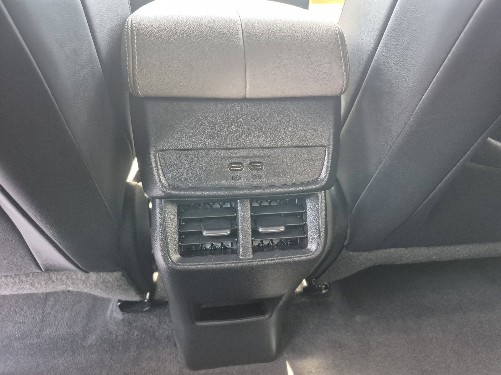 Used 2026 GMC Terrain Elevation w/ Elevation Premium Package FWD image 17