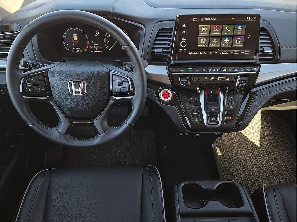 Used 2025 Honda Odyssey Touring image 12