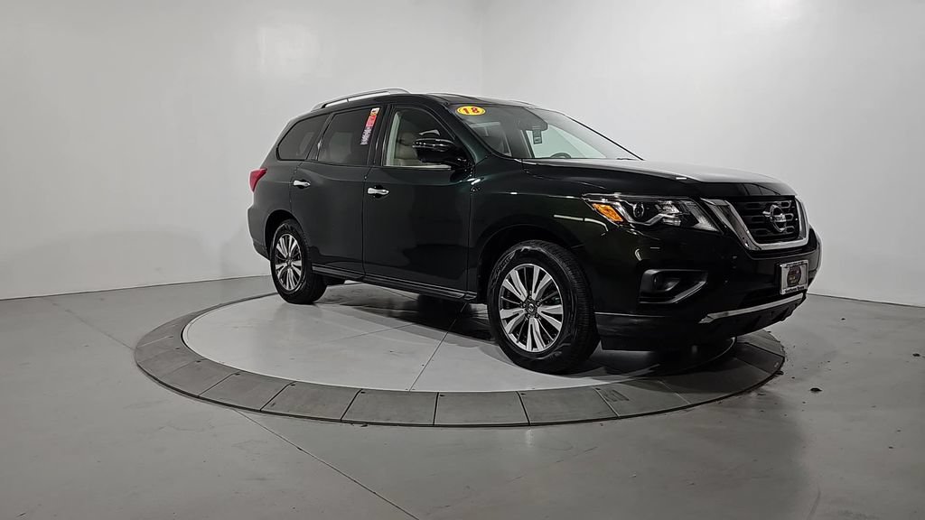 Used 2018 Nissan Pathfinder SL AWD/4WD image 8
