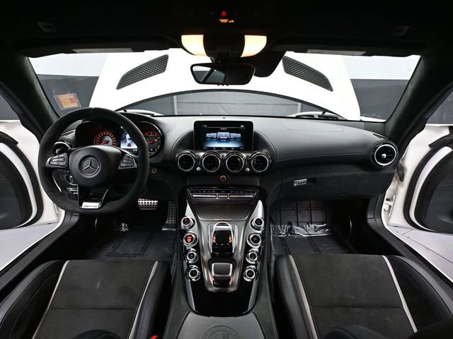 Used 2018 Mercedes-Benz AMG GT R image 25