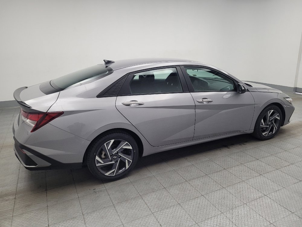 Used 2025 Hyundai Elantra Sport FWD image 10