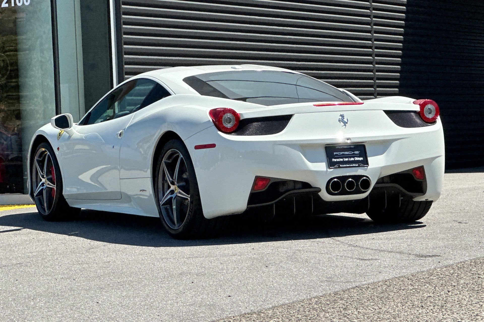Used 2012 Ferrari 458 Italia Coupe RWD image 3
