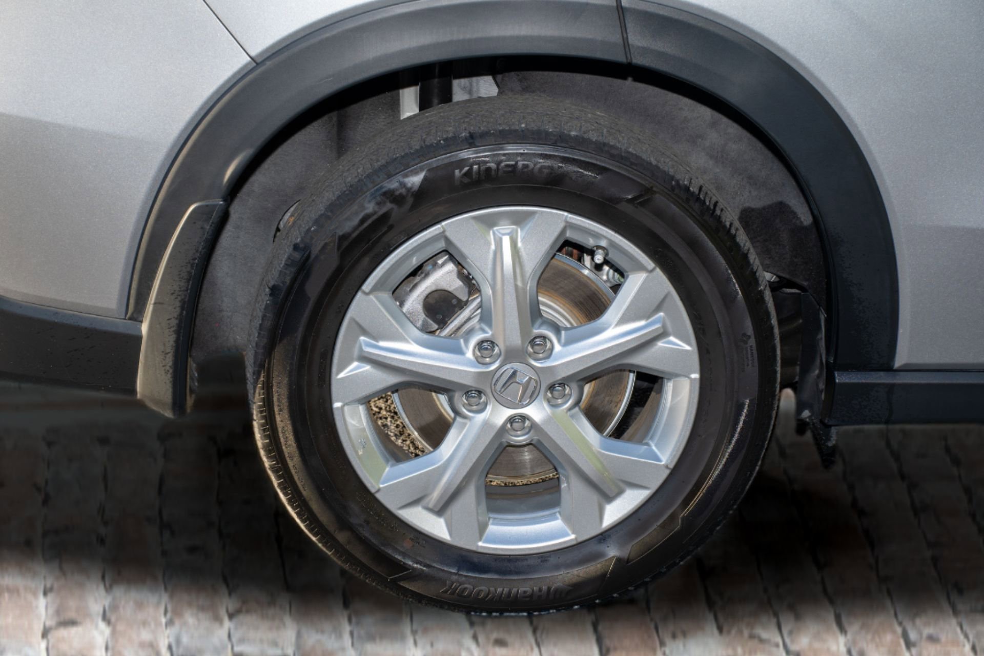 Certified 2023 Honda HR-V LX image 42