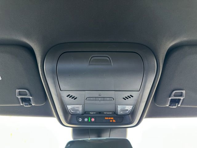 Used 2024 Cadillac XT4 Premium Luxury image 28