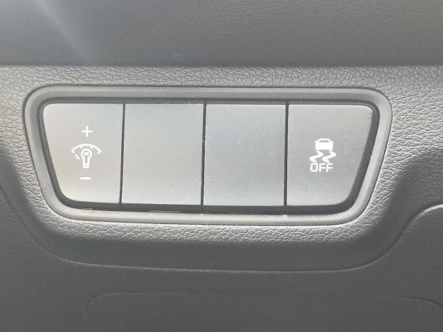 Used 2024 Kia Forte LX FWD image 19