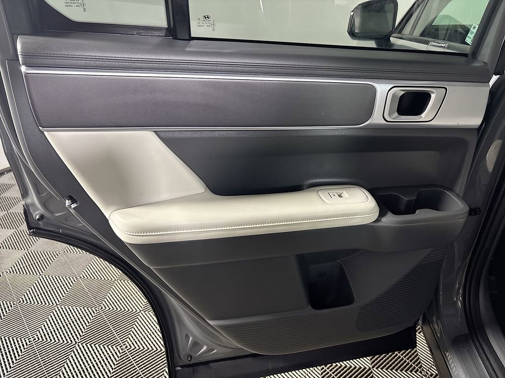 Used 2024 Hyundai Santa Fe SEL image 18