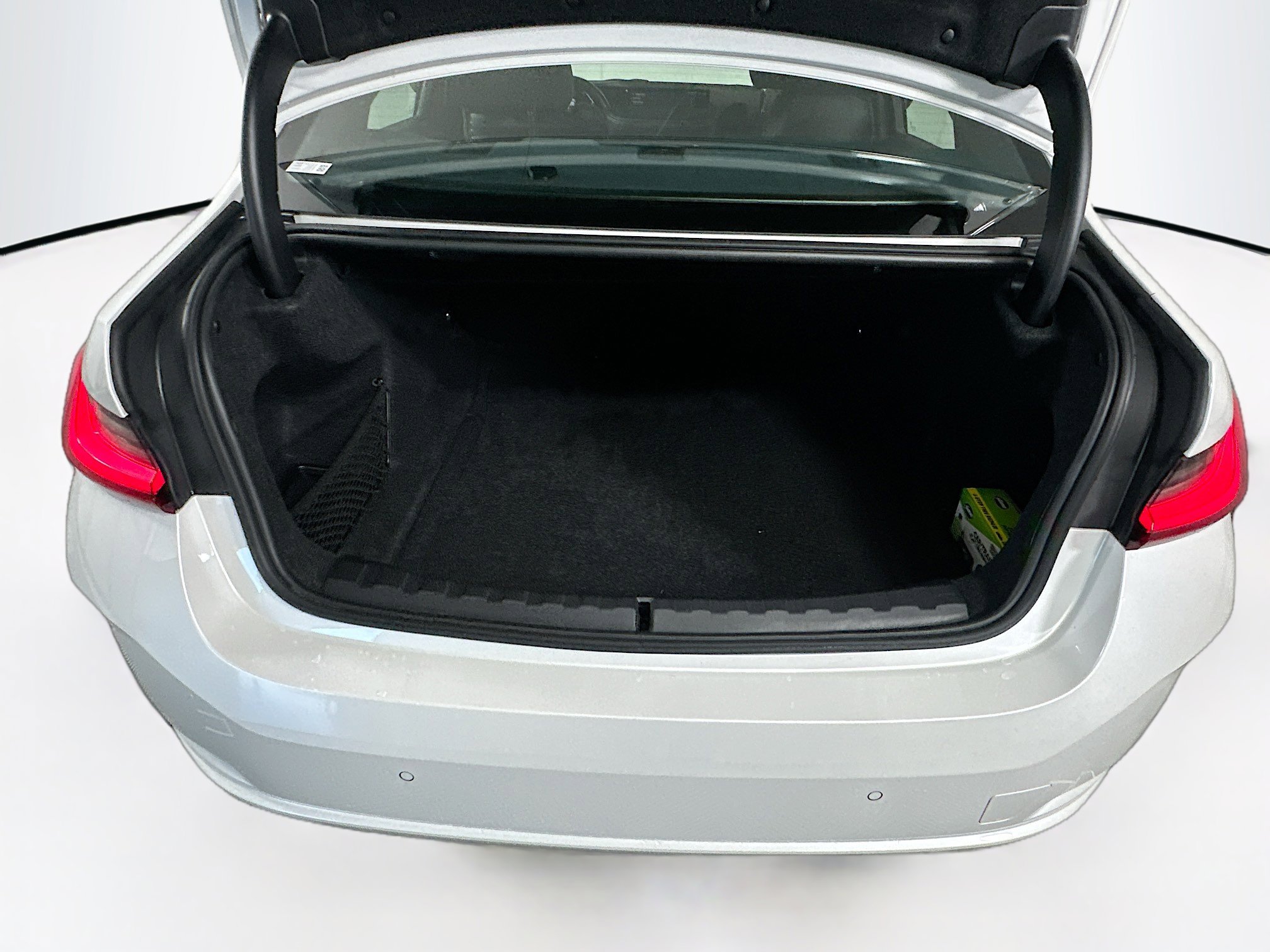 Used 2024 BMW 330i Sedan image 29