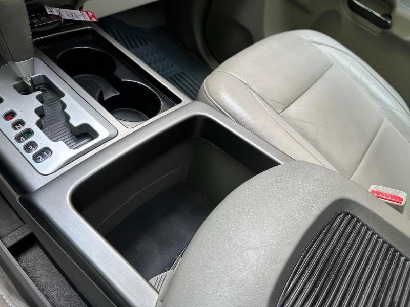 Used 2010 Nissan Armada Titanium w/ DVD Entertainment Pkg RWD image 36