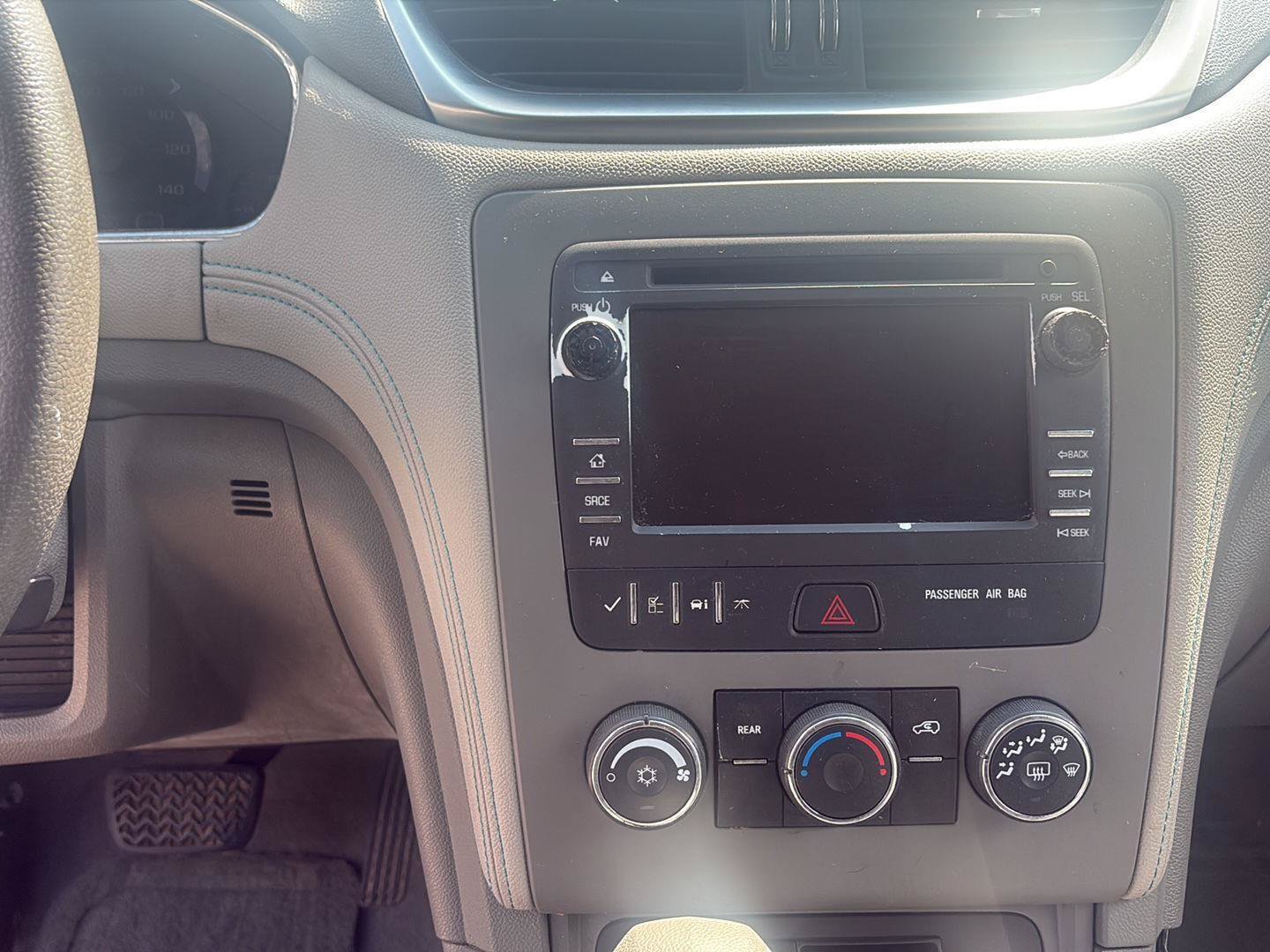 Used 2013 Chevrolet Traverse LS FWD image 23