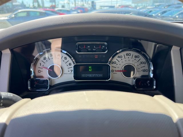 Used 2014 Ford Expedition XLT AWD/4WD image 18