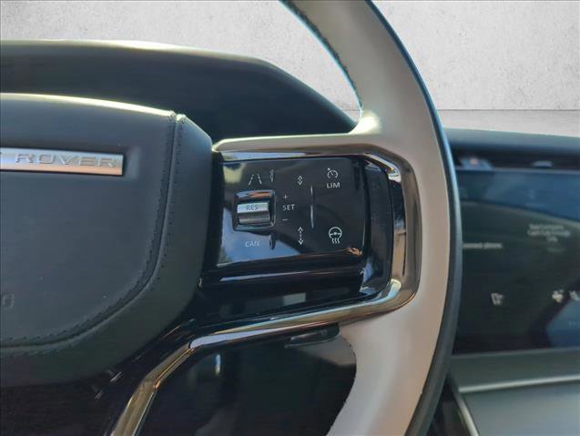 Used 2025 Land Rover Range Rover Velar S image 18