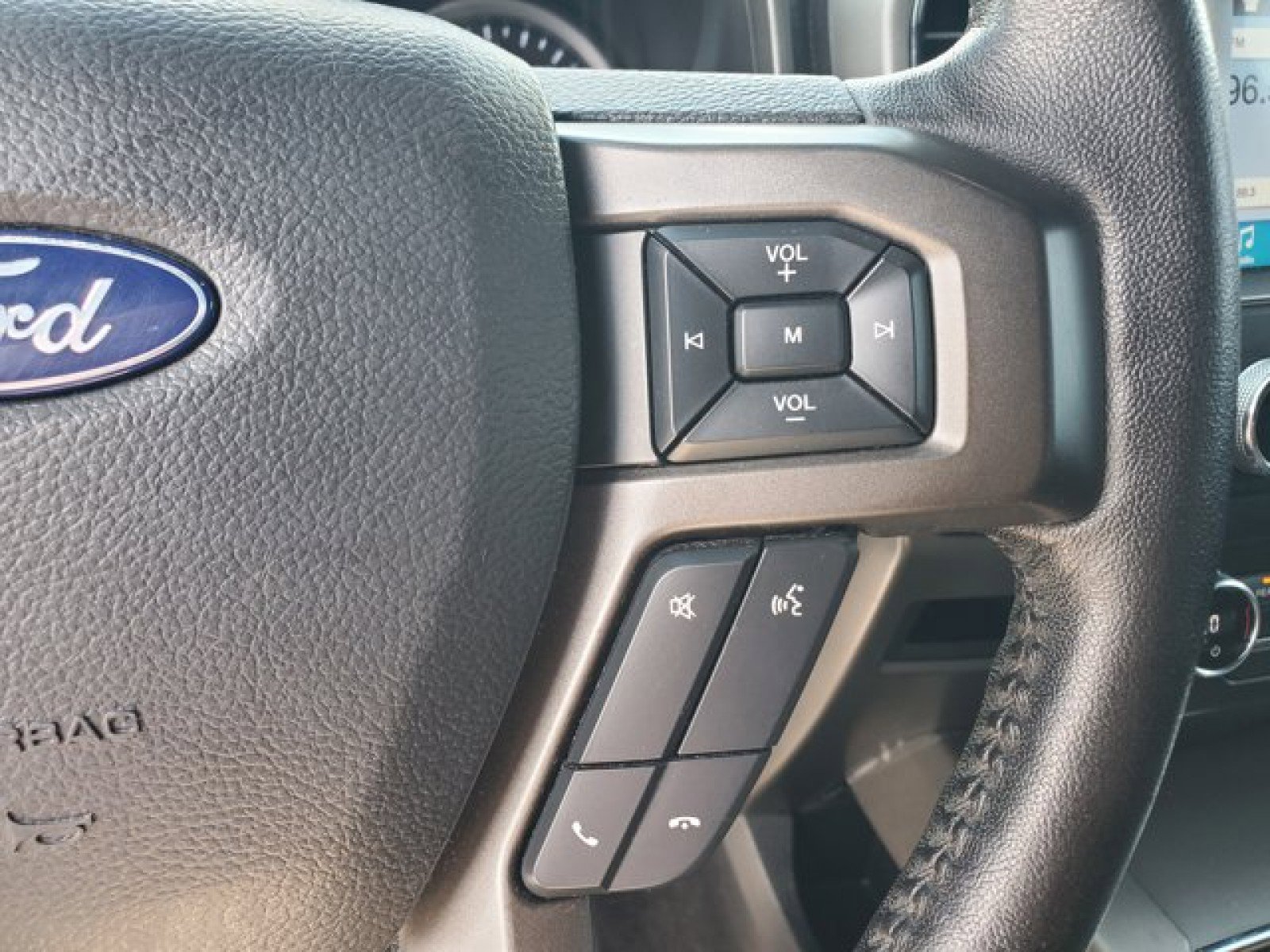 Used 2019 Ford Expedition Max XLT w/ Equipment Group 201A image 18