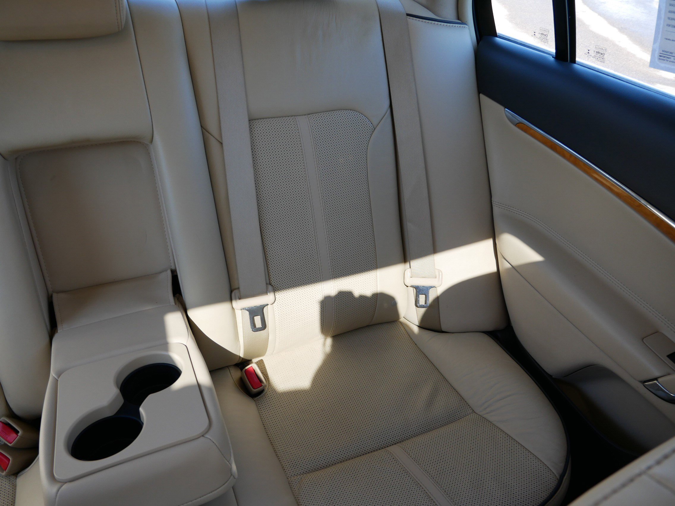 Used 2012 Lincoln MKZ FWD image 14