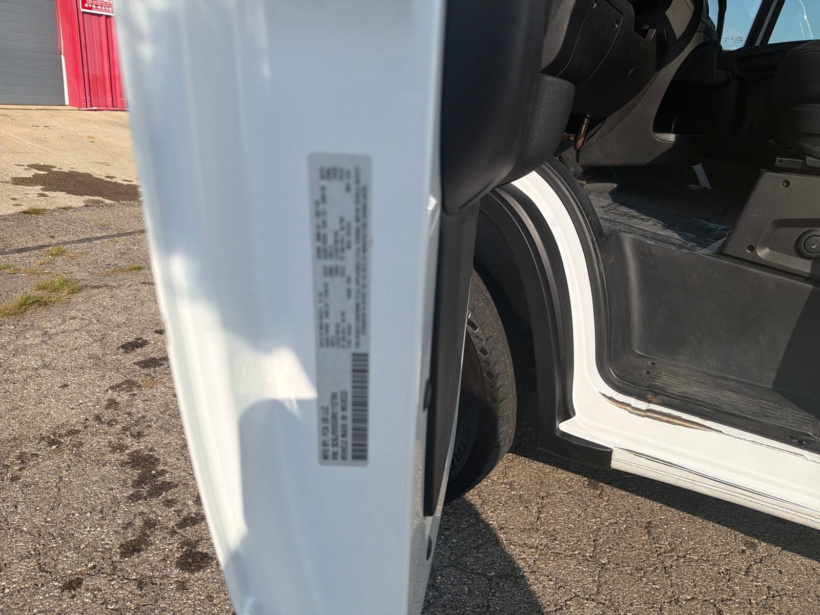 Used 2024 RAM ProMaster 2500 w/ Cold Weather Group FWD image 31