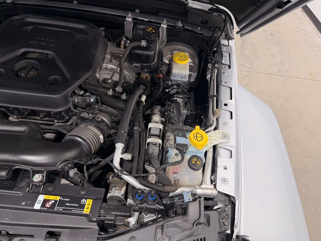 Used 2023 Jeep Wrangler Unlimited Sahara image 28