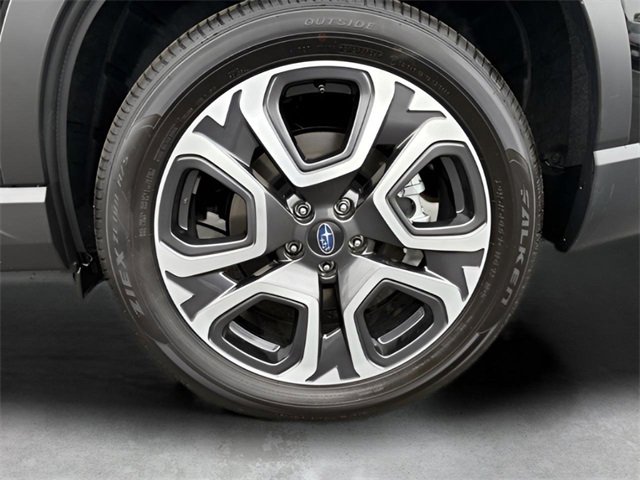 New 2025 Subaru Ascent Limited image 9