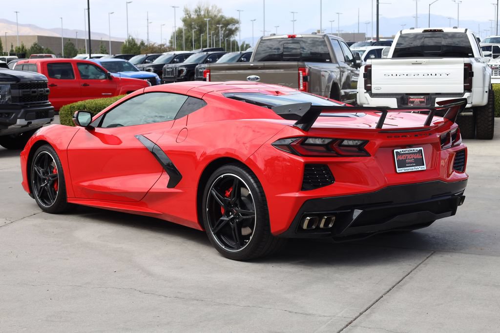 Used 2020 Chevrolet Corvette Stingray Preferred Cpe w/ 2LT Preferred Equipment Group RWD image 4