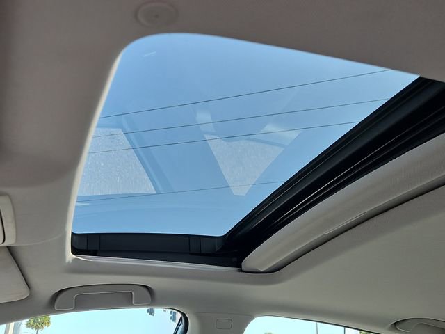 Used 2018 Honda Accord Touring image 31