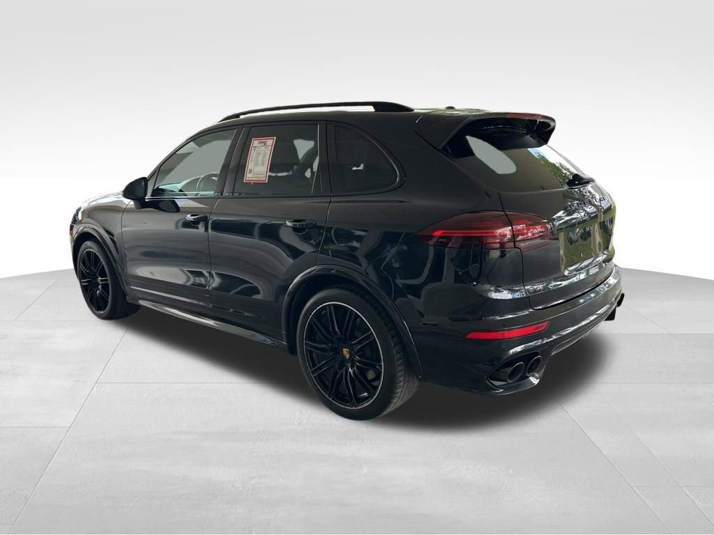 Used 2016 Porsche Cayenne GTS image 4