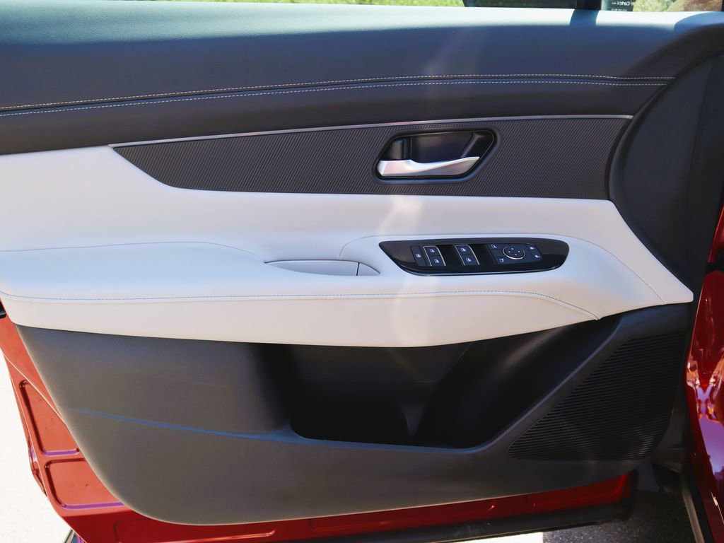 New 2025 Nissan Murano SV w/ Cargo Package image 16