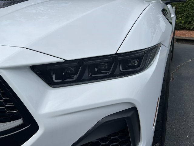 New 2026 Ford Mustang GT Premium w/ GT Performance Package RWD image 4