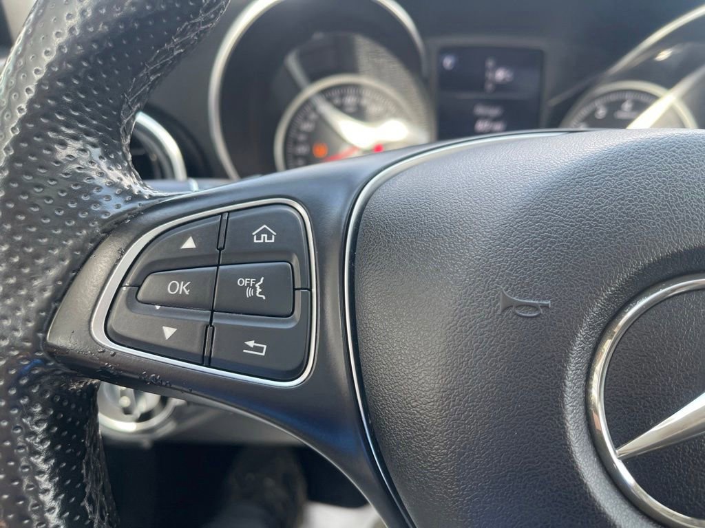 Used 2015 Mercedes-Benz C 300 4MATIC Sedan image 26
