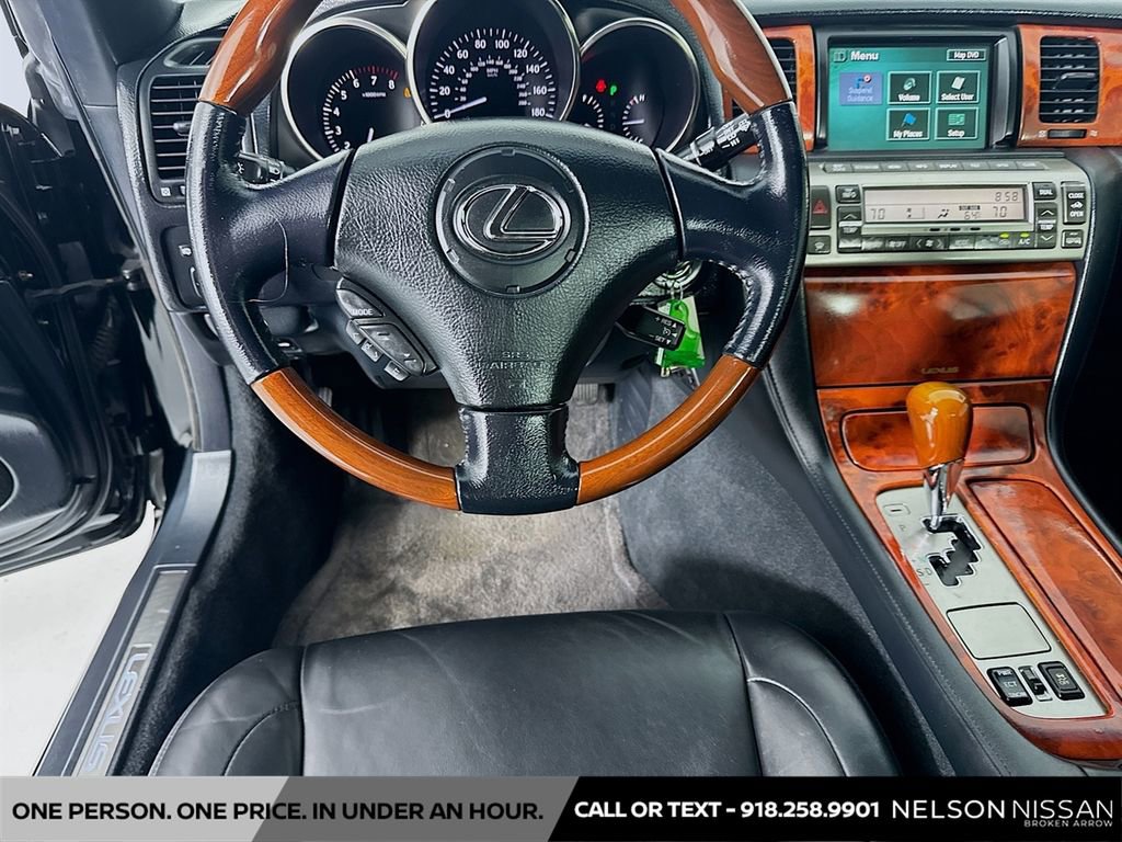 Used 2007 Lexus SC 430 Convertible RWD image 23