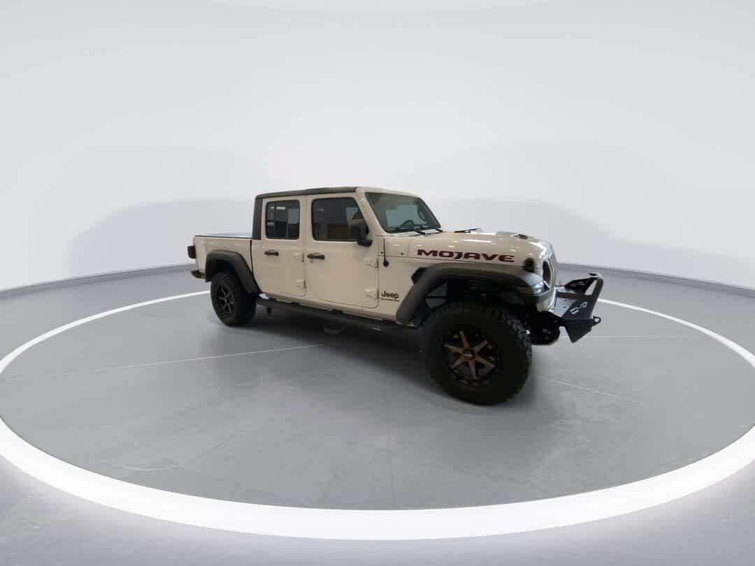 Used 2021 Jeep Gladiator Mojave AWD/4WD image 2