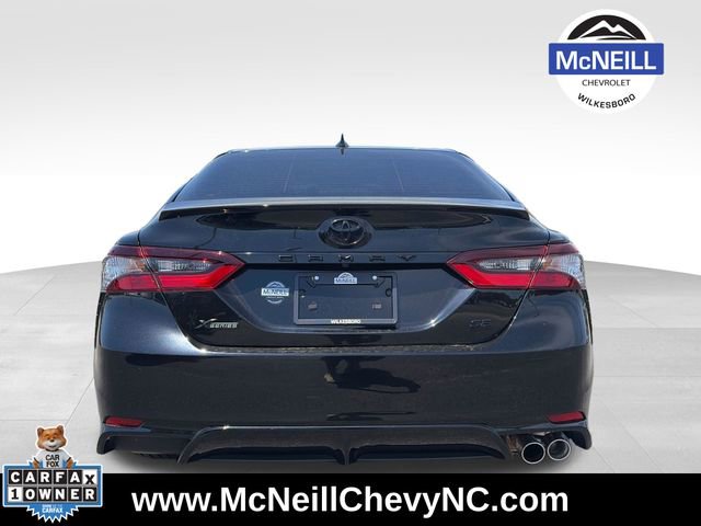 Used 2023 Toyota Camry SE FWD image 6