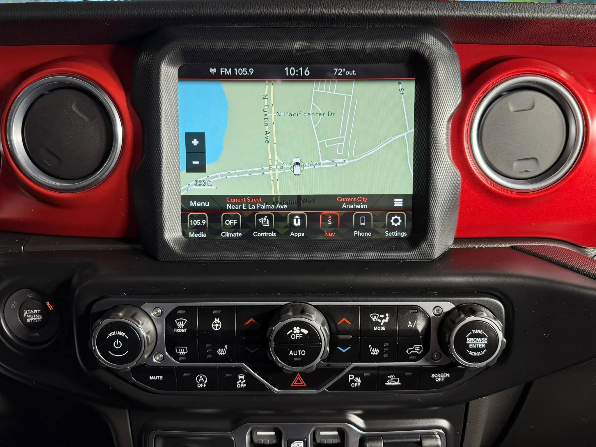 Used 2021 Jeep Gladiator Rubicon AWD/4WD image 26