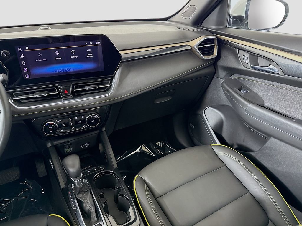 Used 2025 Chevrolet TrailBlazer ACTIV w/ Convenience Package FWD image 23
