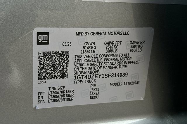 Used 2025 GMC Sierra 2500 AT4X image 31