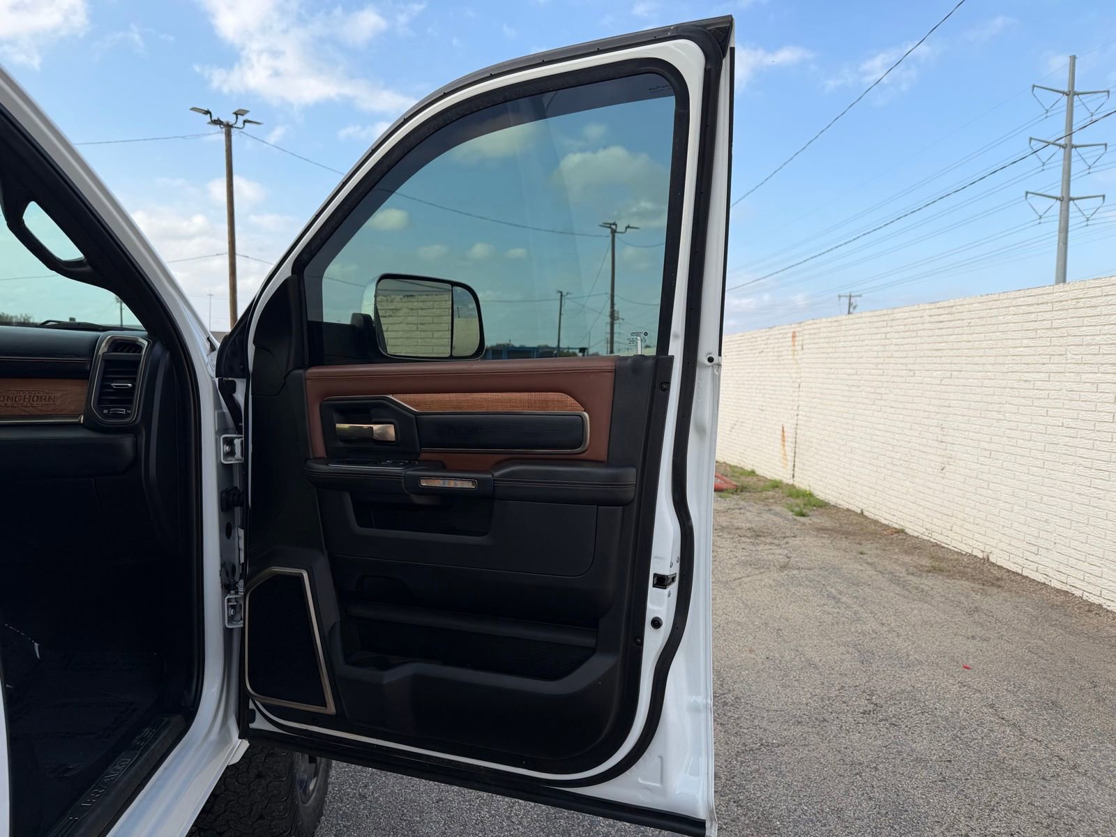 Used 2020 RAM 2500 Limited image 24