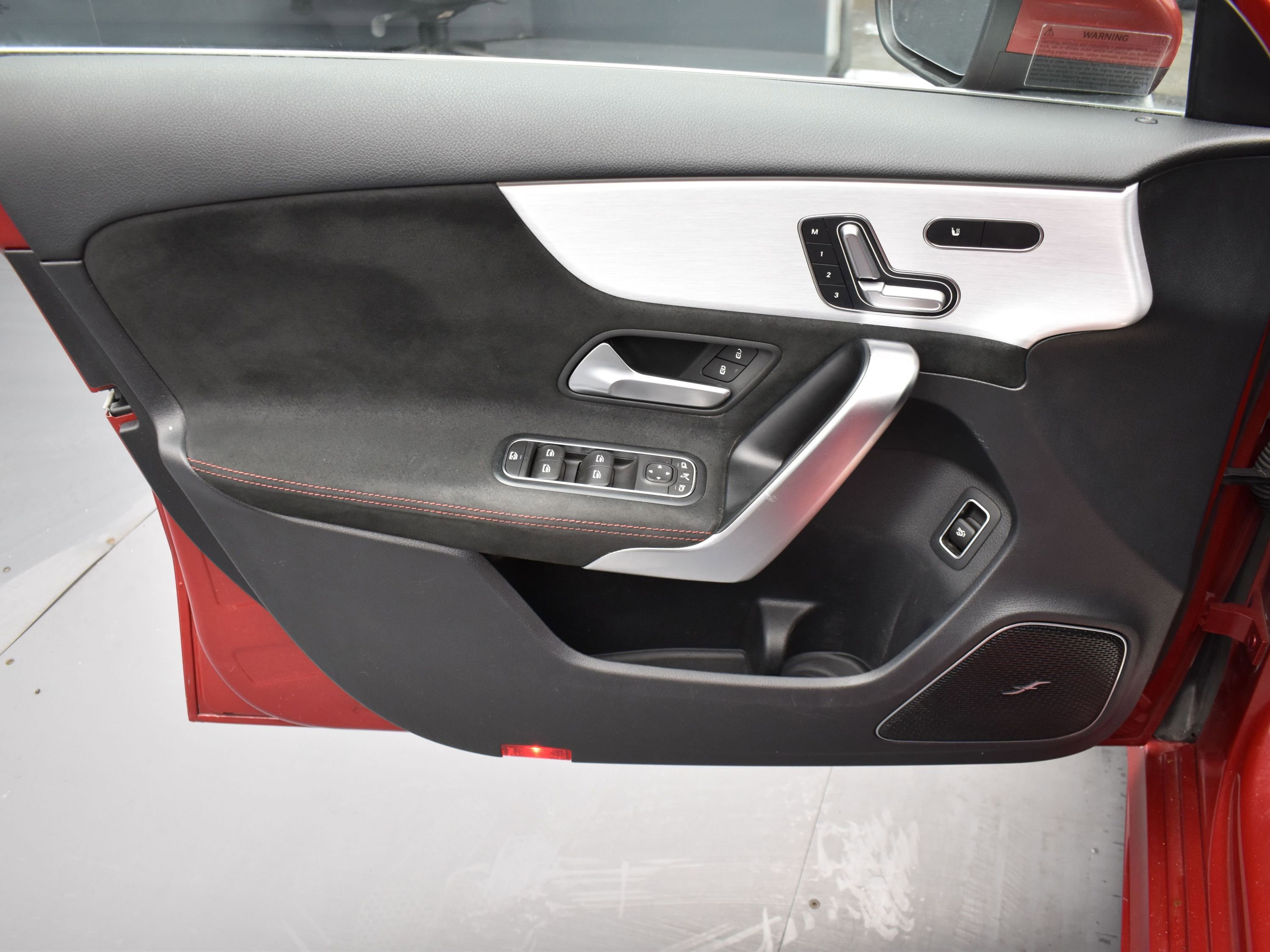 Used 2021 Mercedes-Benz A 220 4MATIC w/ AMG Line image 9