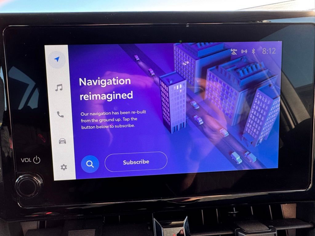 Used 2023 Toyota Corolla LE w/ Carpet Mat Package (TMS) FWD image 3