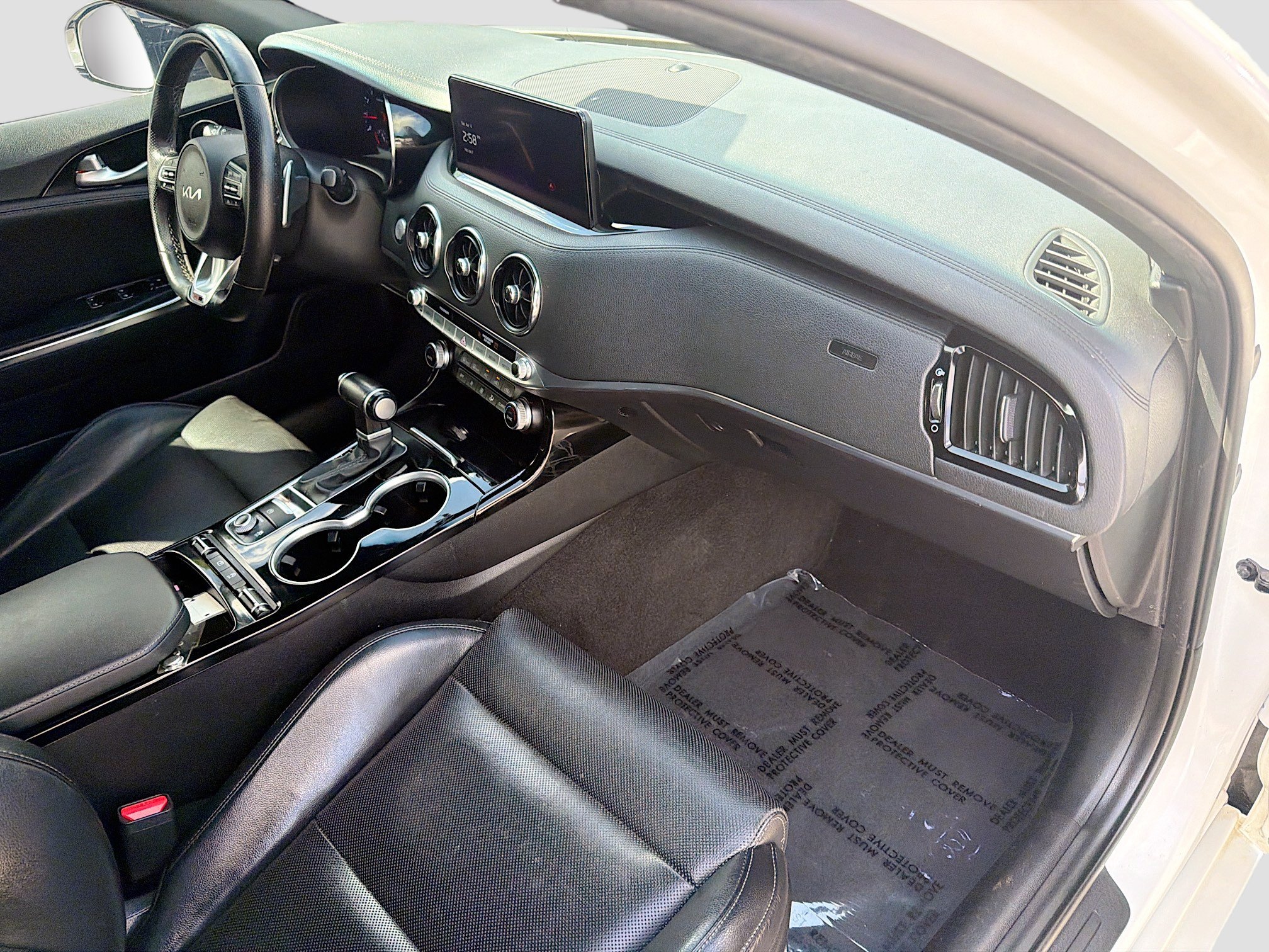 Used 2022 Kia Stinger GT-Line image 33