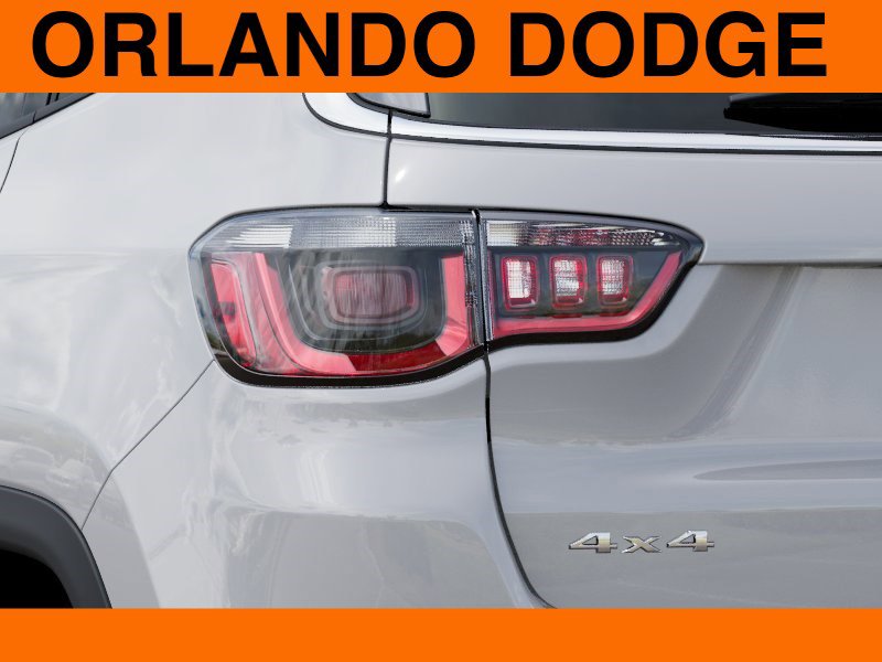 New 2025 Jeep Compass Latitude image 9