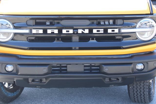 Used 2021 Ford Bronco Outer Banks AWD/4WD image 13