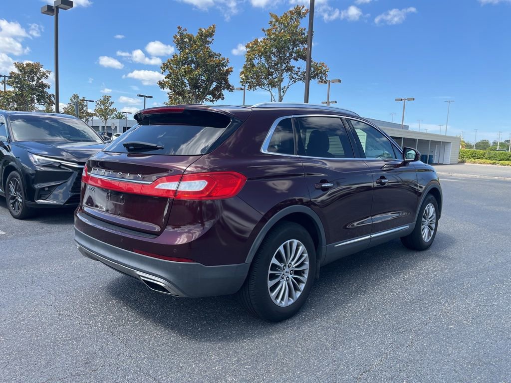 Used 2018 Lincoln MKX Select w/ Select Plus Package FWD image 10