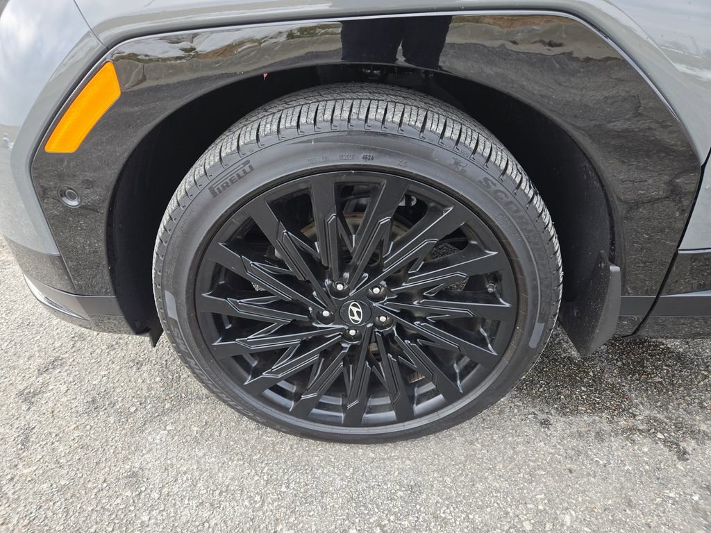 Used 2025 Hyundai Santa Fe Calligraphy image 32