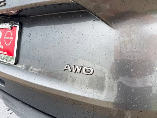 Used 2024 Nissan Rogue S AWD/4WD image 6
